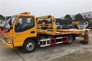 老山哪里有拖车服务