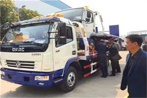 老山汽车道路救援拖车价格